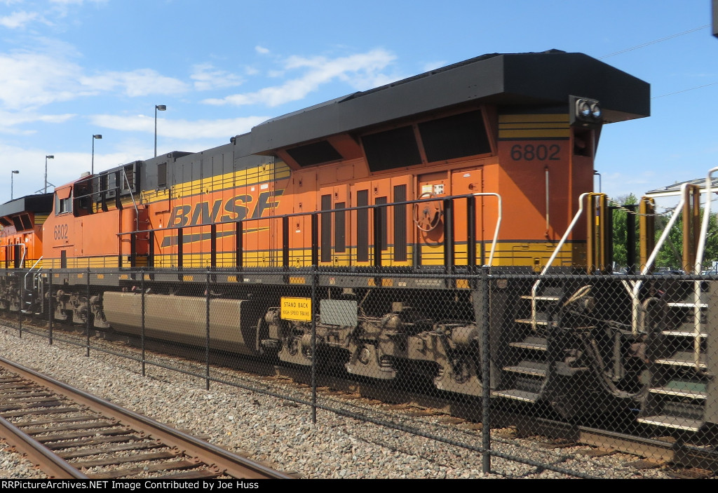 BNSF 6802